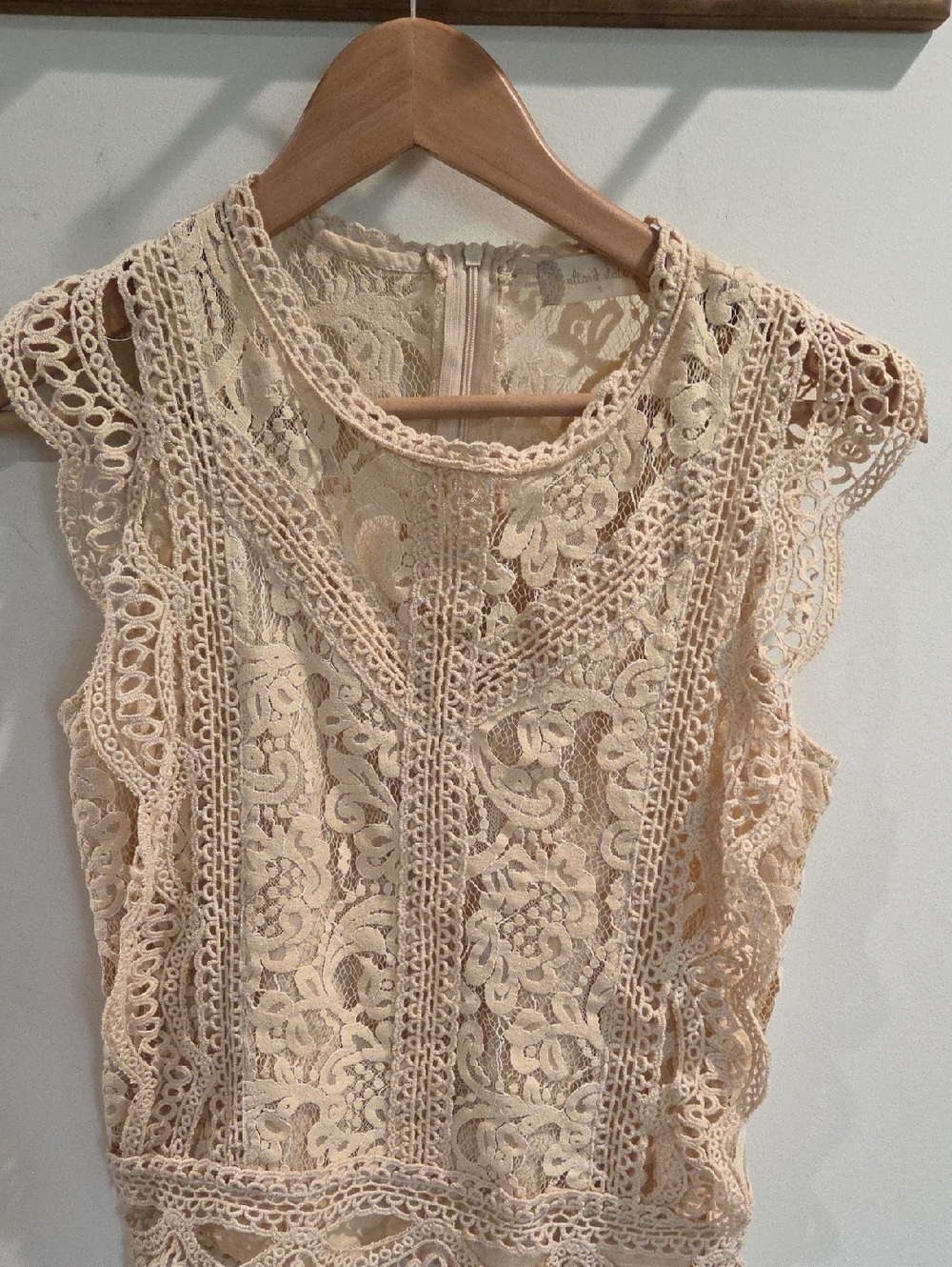 Altar'd State Lace Crochet Sleeveless Top - Cream